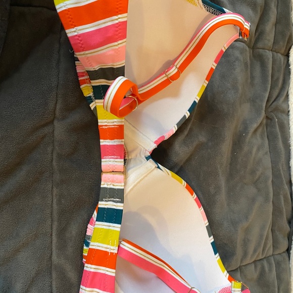 Target Bathing suit - Picture 3 of 4